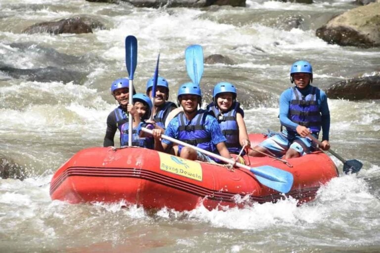 Ubud: Ayung River White Water Rafting Adventure Experience