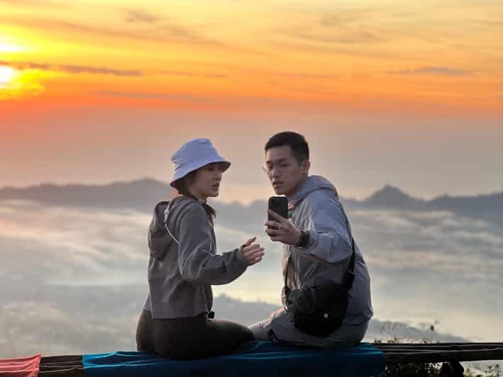 Ubud: Mount Batur Sunrise Hike & Natural Hot Spring