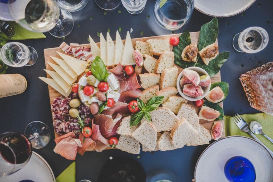 Umag: Olive Oil, Wine, and Local Food at a Family Farm