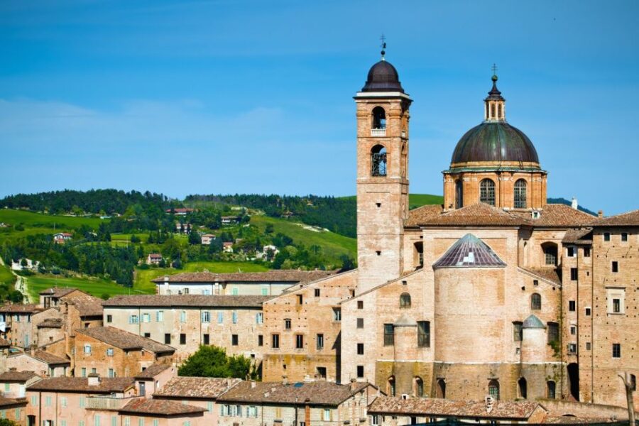 Urbino: Private Walking Tour With Ducal Palace Ticket