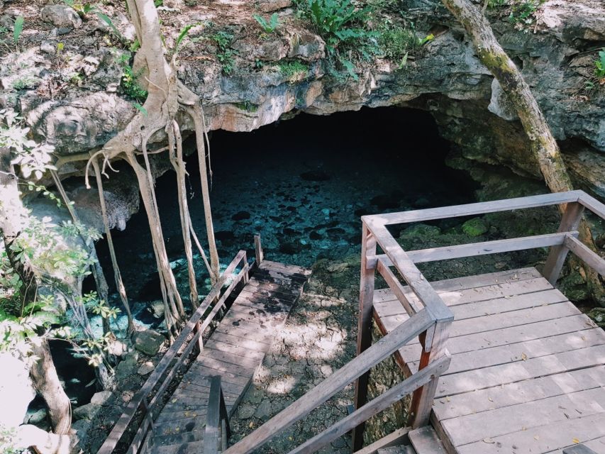 Uxmal, Yaxcopoil Hacienda & Cenote