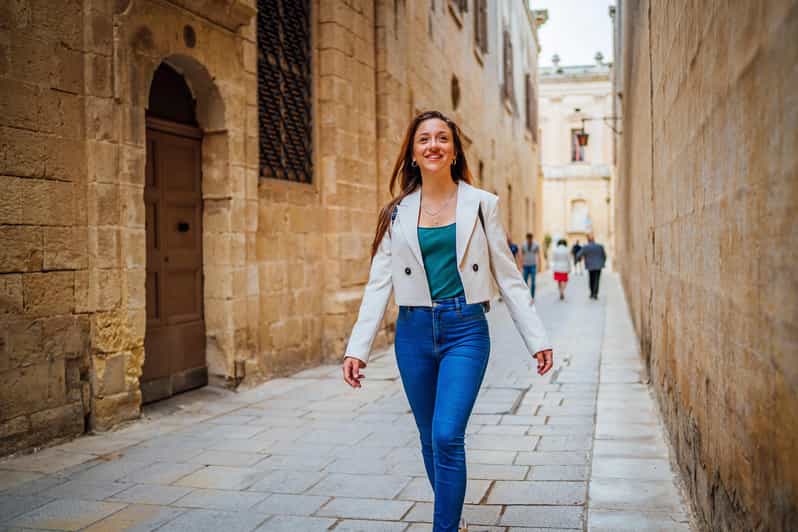 Valletta's Historic Charm: A Guided Walking Tour