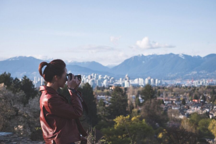 Vancouver: Guided Sunset Tour With Photo Stops - Tour Overview