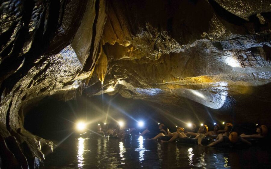Vang Vieng: Kayaking & Cave Tubing With Zip Line/Blue Lagoon