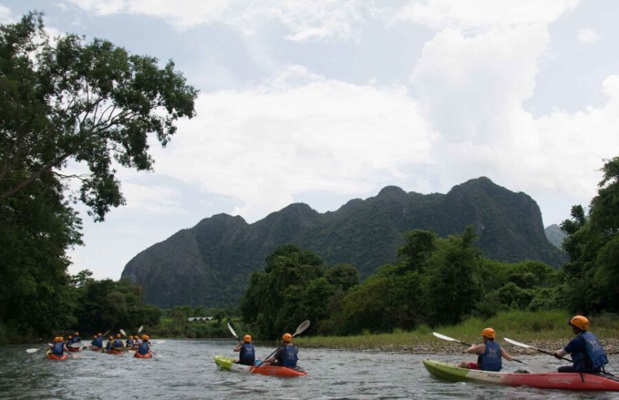 Vang Vieng: Tham Nangfar and Tham Nam Day Tour With Kayaking