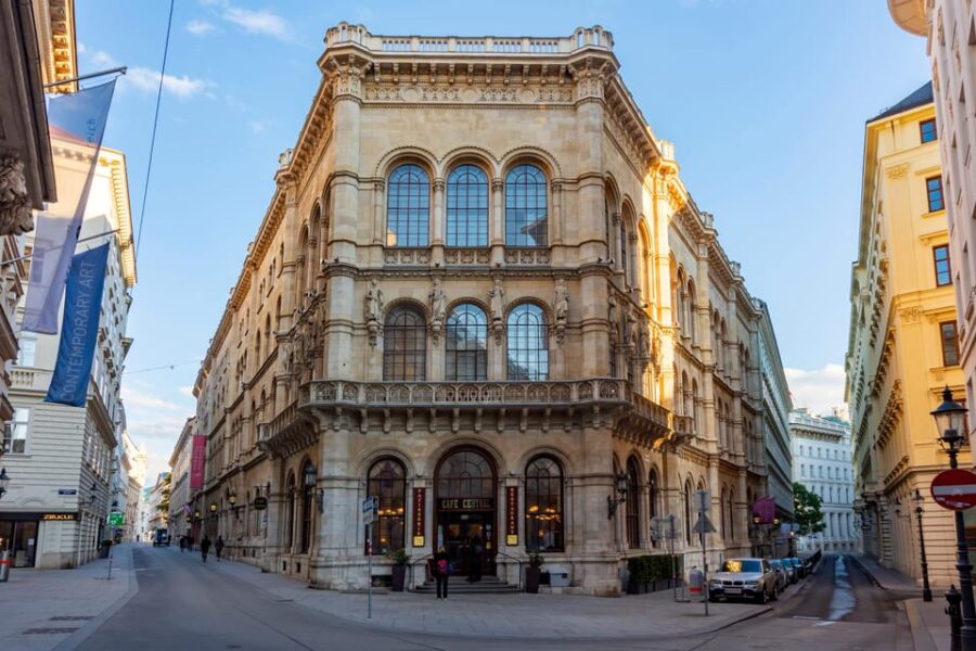 Vienna Emperor Route: Walking Tour With Audio Guide on App