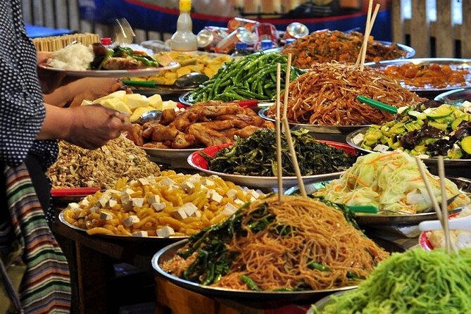 Vientiane Cuisine & Culture: The Hungry Tuk Tuk - All-Inclusive - Tour Overview