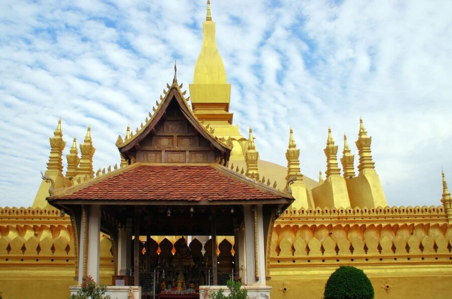 Vientiane: Private Full-Day Tour With Buddha Park and Lunch