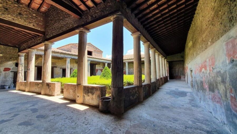 Visit the Pompeii Excavations From Positano