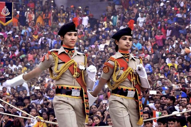 Wagah Border Amritsar Sightseeing Taxi