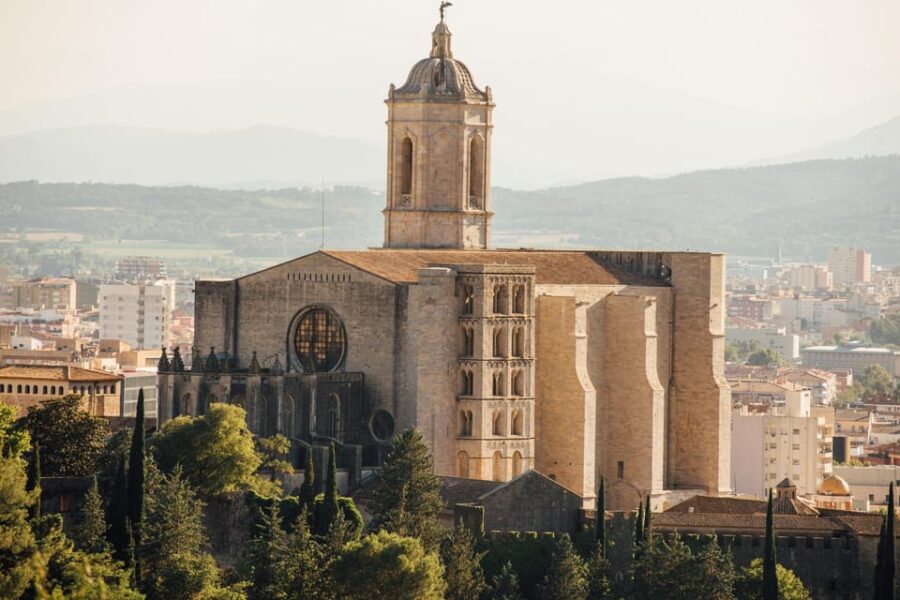 Walking Tour for Cyclists in Gerona