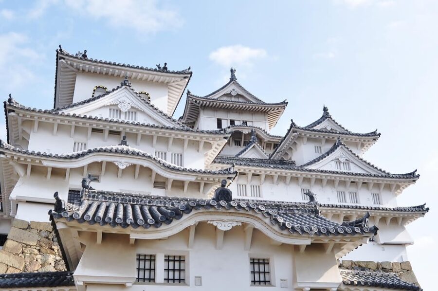 Walking Tour in Himeji : Castle, Garden and Indigo Dyeing