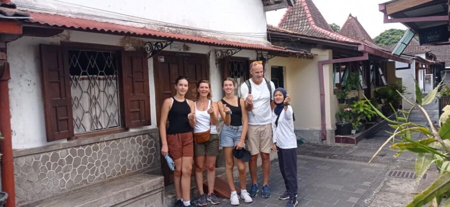 Walking Tour of Yogyakartas Oldest Neighbourhood - Tour Overview