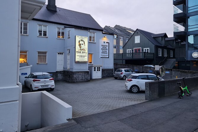 Was James Bond Icelandic? Ticket With One Hour Lecture - Event Overview