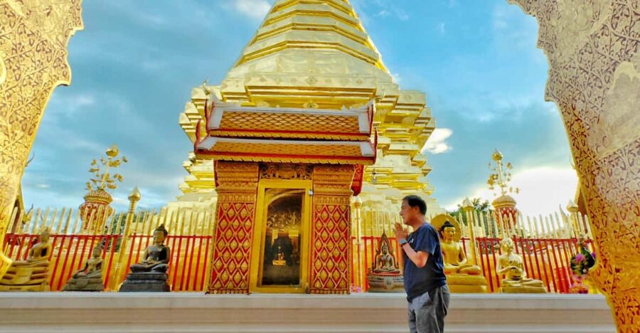 Wat Doi Suthep & Wat Phalat Transfer (Air Conditioned Van)