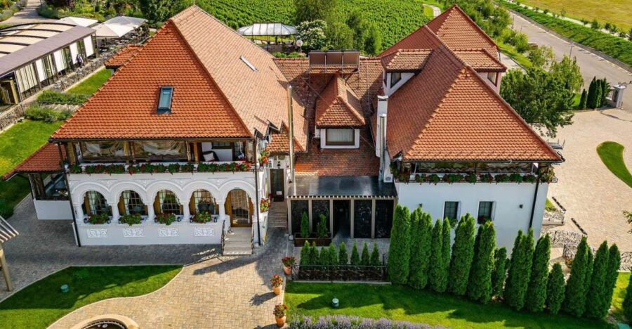 Winery Touring & Private Wine Tasting - One Day Private Tour