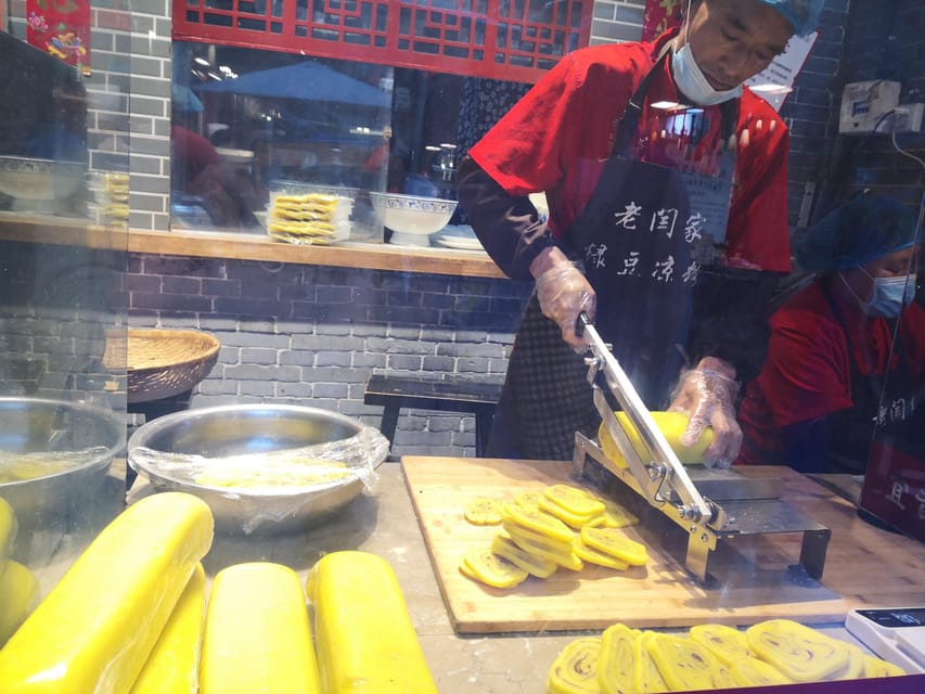 Xian: Back Street Food&Beer Walking Tour W/ Hotel Pickup