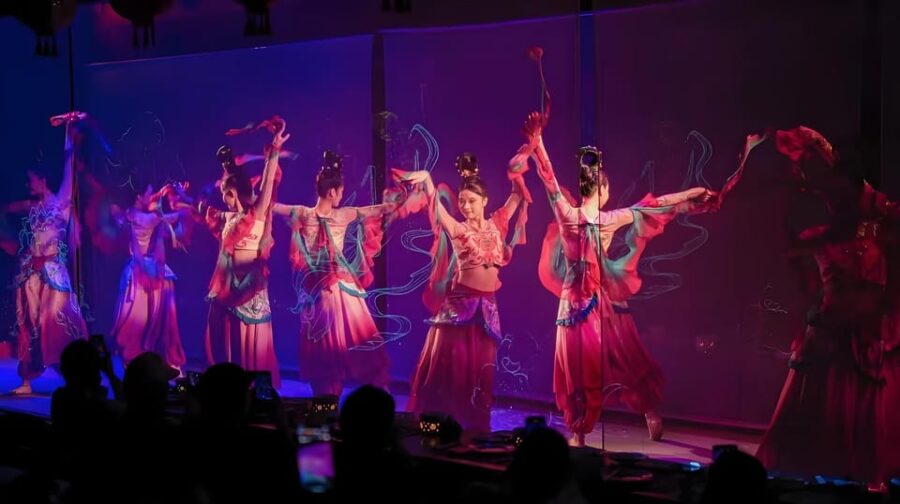 Xian: Royal Banquet With Chinese Cultural Performance