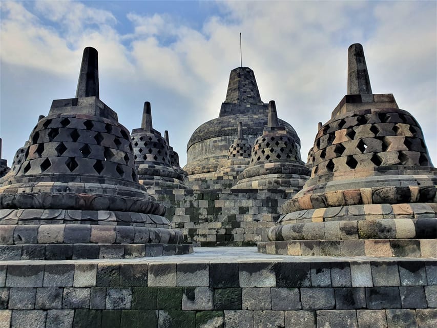 Yogyakarta: 2 Days Jomblang Cave Borobudur Prambanan Trips