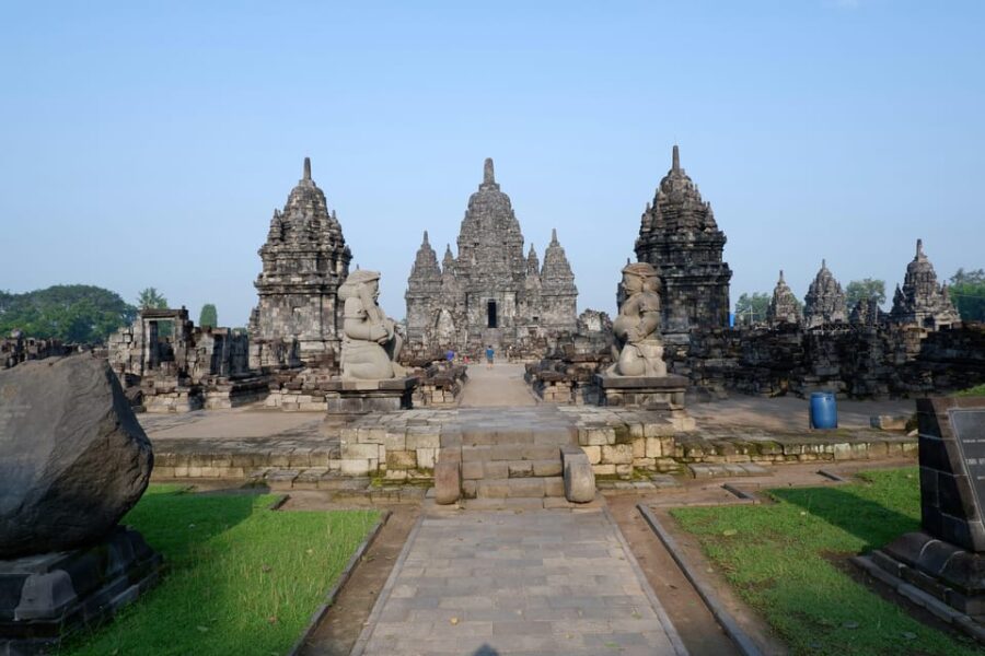 Yogyakarta: 3D2N Tour, Borobudur, Prambanan, Cirebon