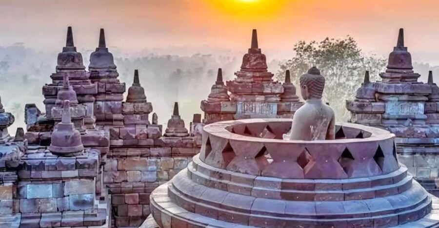 Yogyakarta City Tour Prambanan, Borobudur, Keraton Palace