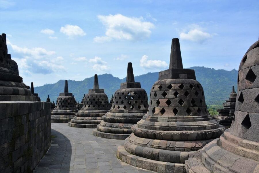 Yogyakarta: Guided Tour to Borobudur
