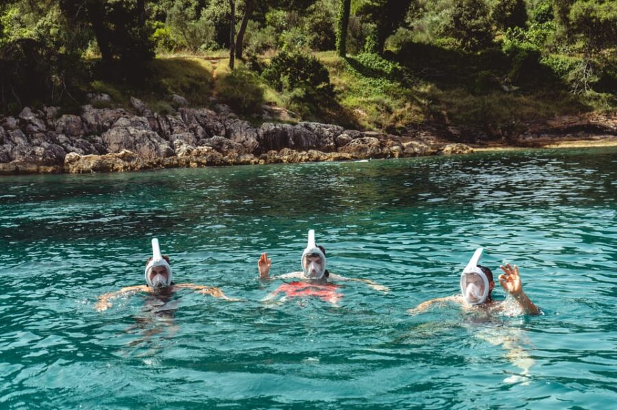 Zadar: 3 Island Swimming and Snorkeling Cruise With Prosecco