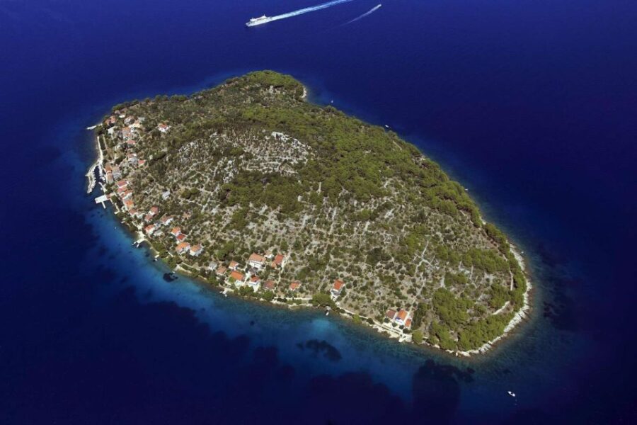 Zadar: 3 Islands Boat Tour W/ Snorkeling, Fruits, & Prosecco