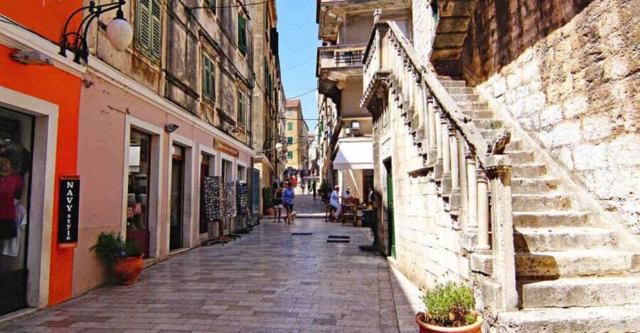 Zadar: Private History Walking Tour of Old Town - Tour Overview