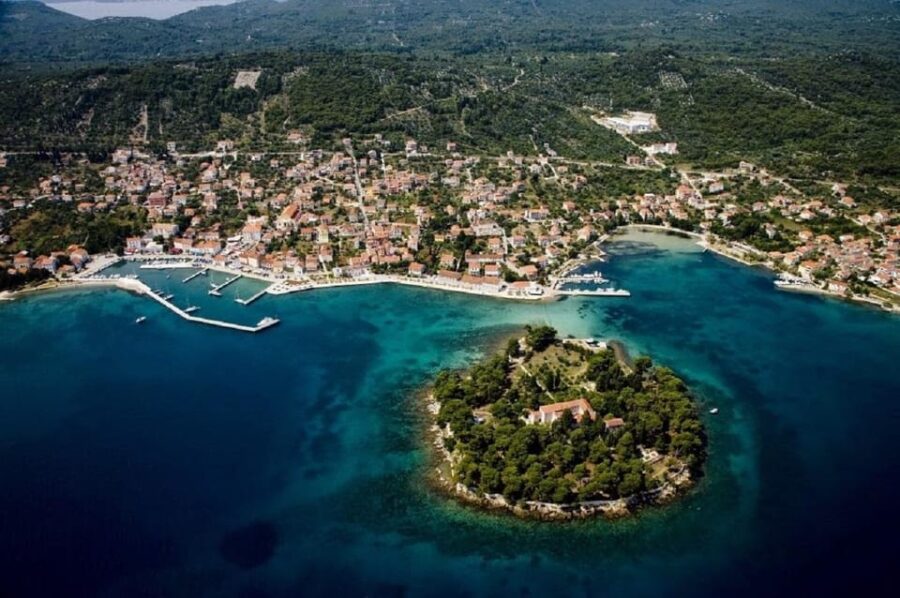 Zadar: Private Tour to Ugljan, Ošljak & Galevac by Speedboat