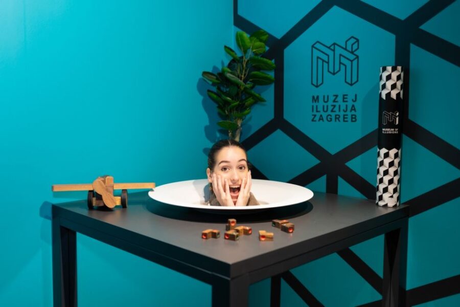 Zagreb: Museum of Illusions Entrance Ticket