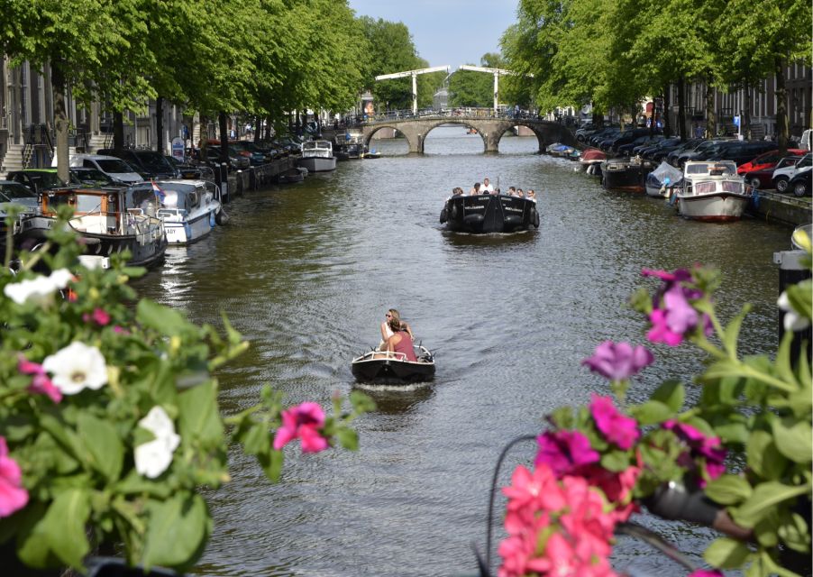 Amsterdam: Highlights & History Self-Guided Walking Tour - Experience Highlights