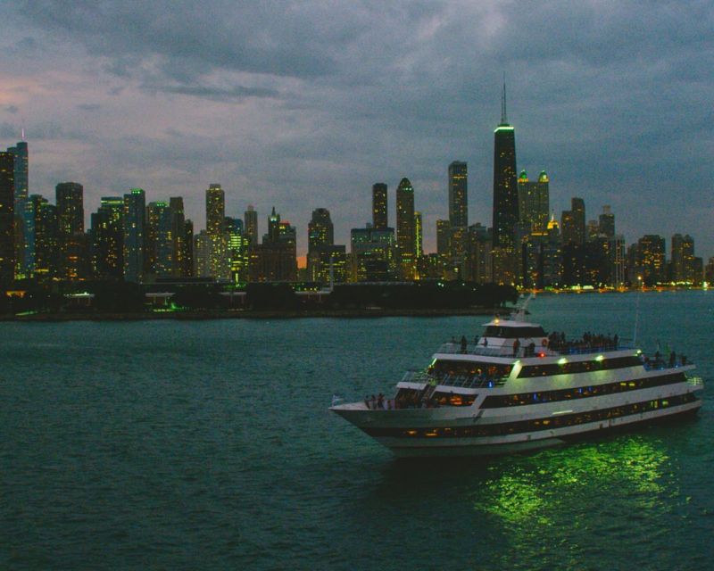 Chicago: Fireworks Buffet Dinner Cruise on Lake Michigan - Experience Highlights