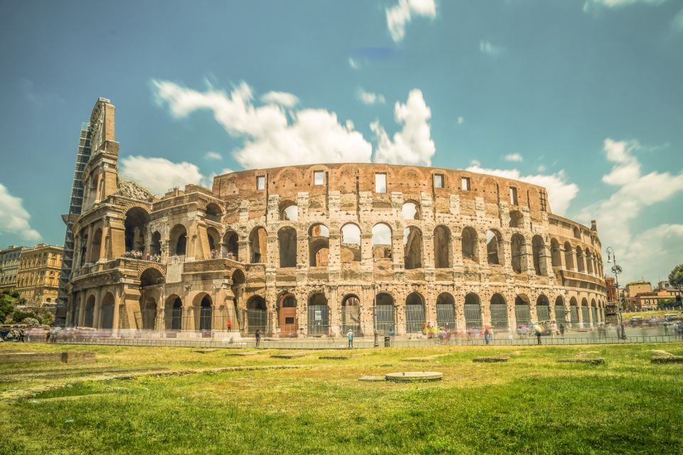 Colosseum and Ancient Rome 3-Hour Private Tour - Itinerary