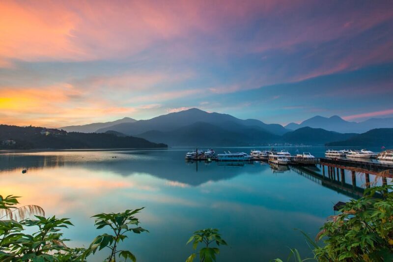 🛥️ Private 1 Day Sun Moon Lake Escape Tour From Taipei - Itinerary Details