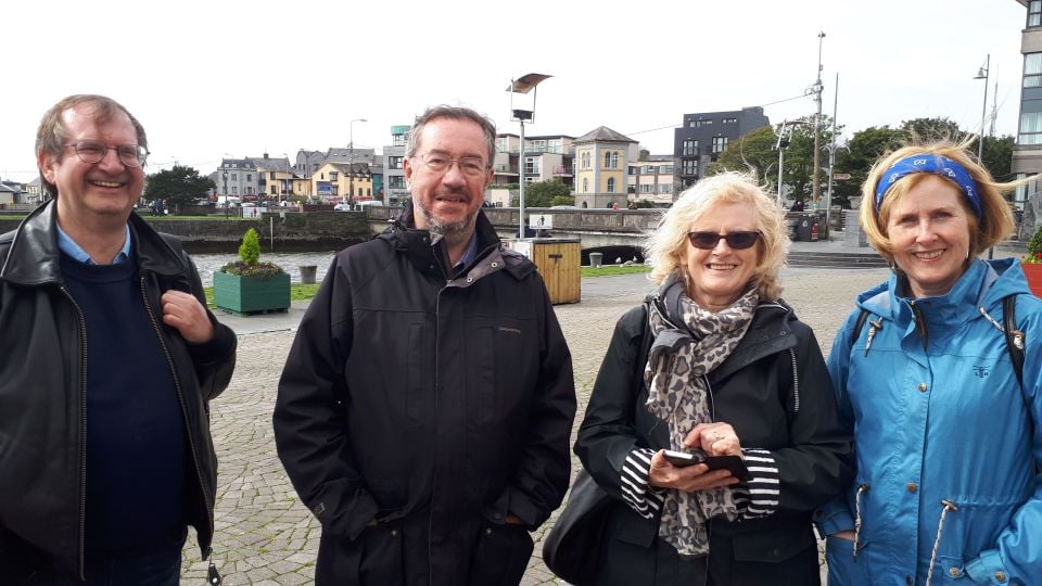 Galway City: Guided 1.5-Hour Walking Tour - Experience Highlights