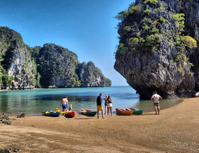 Ko Lanta: Full-Day Mangrove and Sea Cave Kayaking Experience