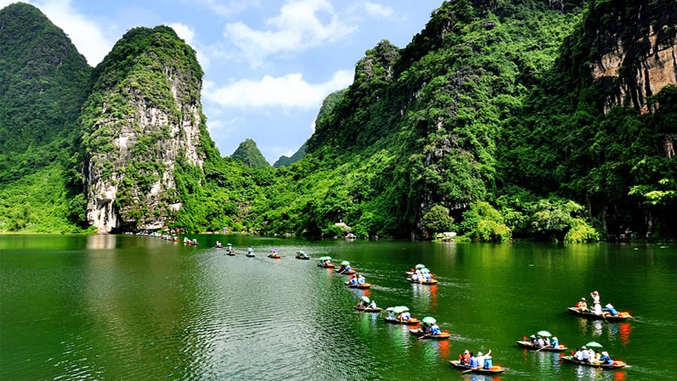 Ninh Binh Private Luxury 1 Day Tour: Tam Coc, Hoa Lu, Biking - Itinerary and Activities