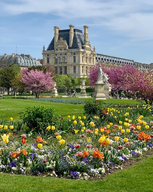 Paris: Notre Dame and City Center Tour With a Local Guide - Tour Experience