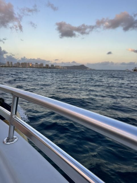 Waikiki Fireworks Boat Cruise - Itinerary and Highlights