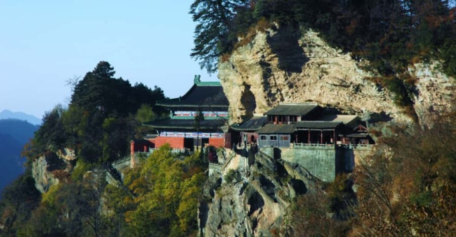 2days by Bullet Trains From Wuhan to Wudang Mountain Tour - Itinerary Details