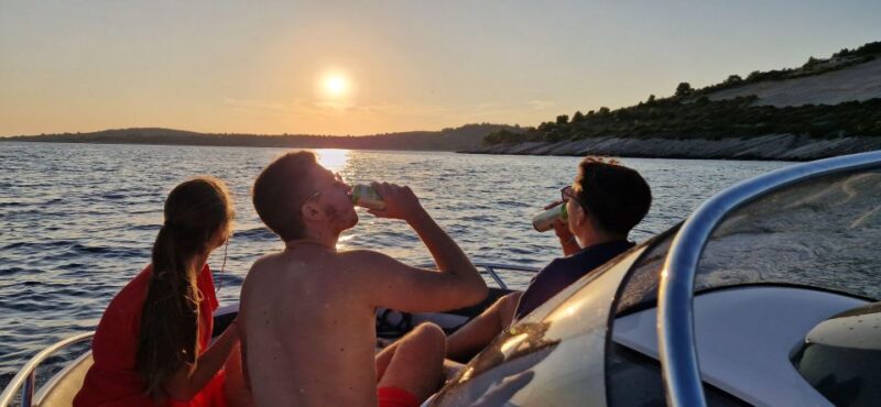 Adventurous Boat Trips · Galeon — Galia 520 Open (2012) - Inclusions and Extras