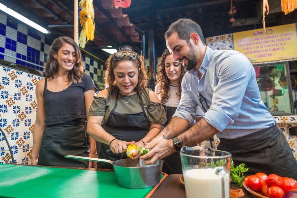 Cancún: Cooking Class and Optional Local Market Tour - Venue and Amenities