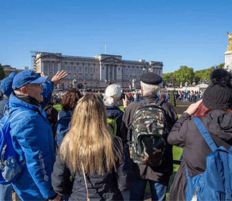 London: Buckingham Palace and Royal London Walking Tour - Royal Traditions and History