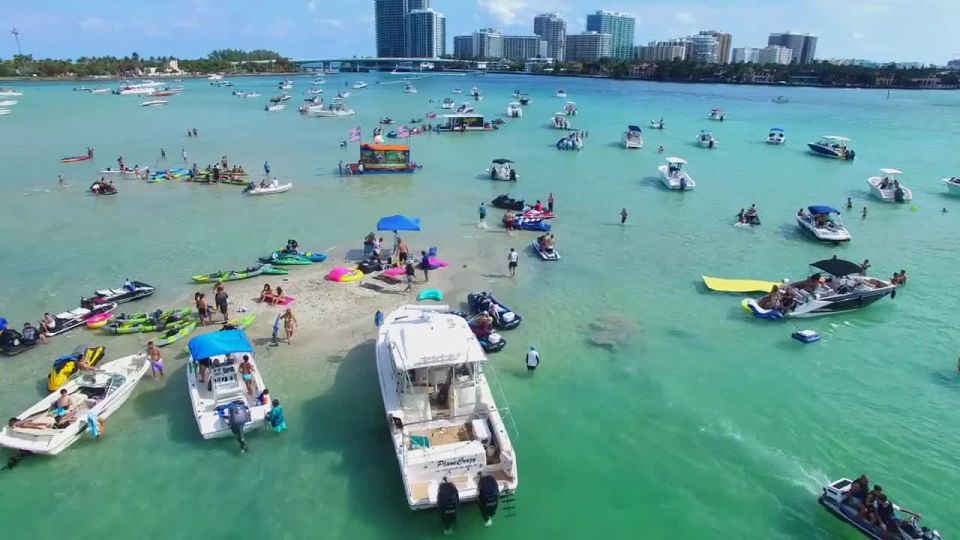 Miami: Private Boat Party at Haulover Sandbar - Boat Amenities and Features