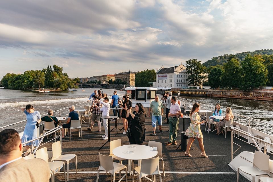 Prague: Sightseeing Dinner Cruise on Open-Top Glass Boat - Boat Features and Amenities