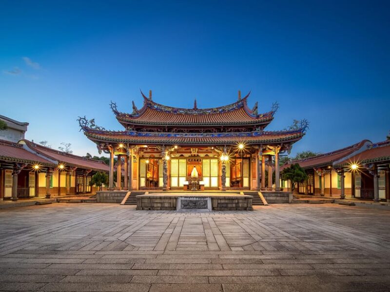 Taipei Touchdown: Make the Most of Your 6-Hour Layover 🛬 - Pickup and Transportation Details