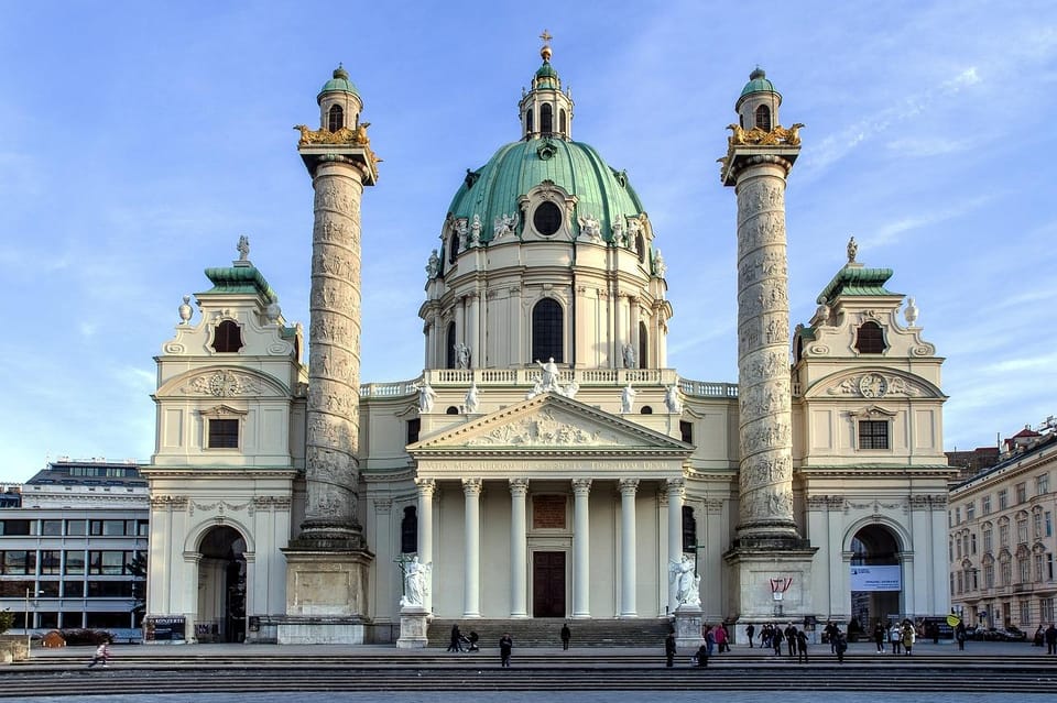3 Hour Private Tour in Vienna by Private Car - Languages Offered