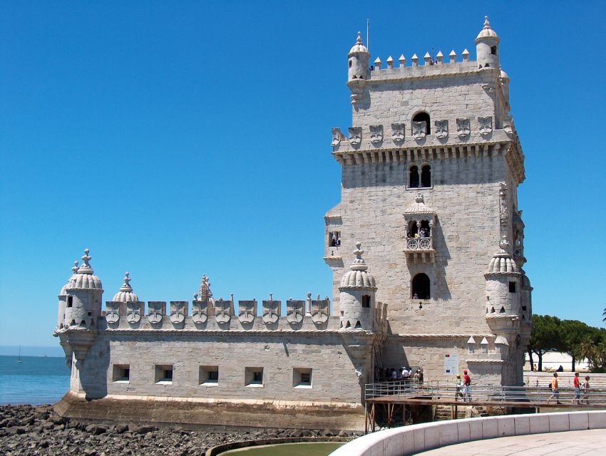 Lisbon: Private 6-Hour Sightseeing Tour - Cultural Experiences