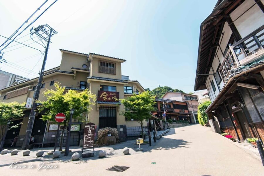 Osaka: Kobe Outlets, Hot Springs, and Night View Day Trip